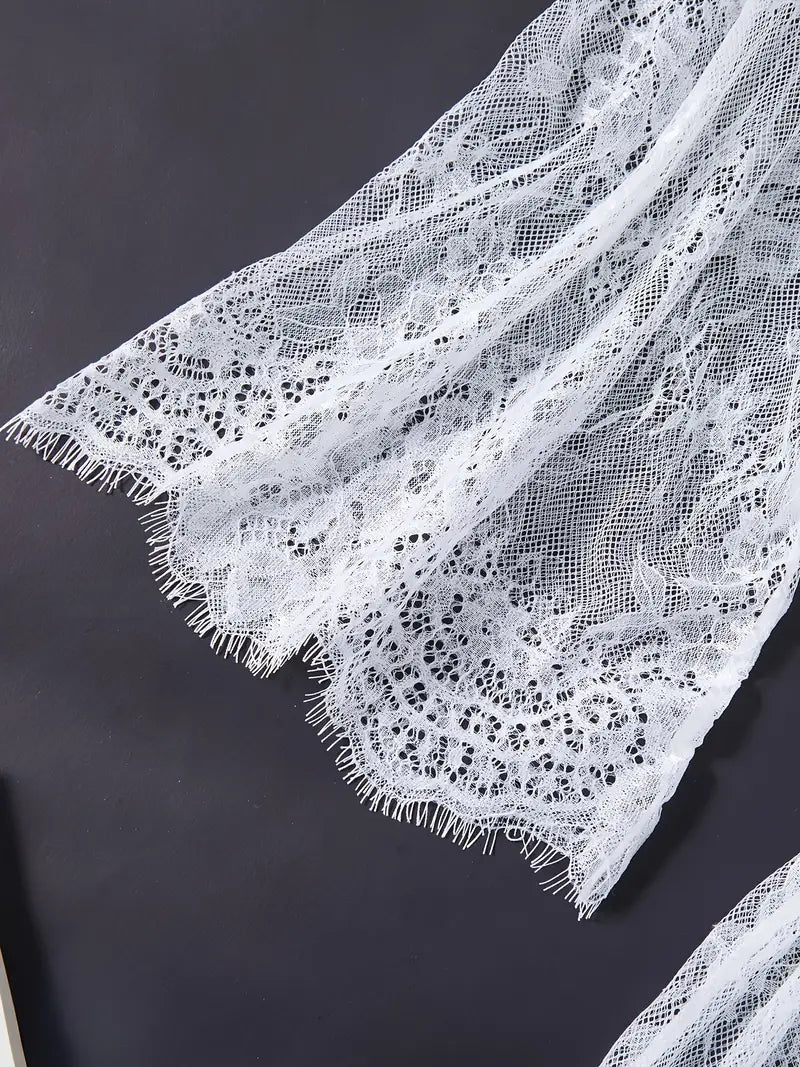 Viktoria | Spitzen Body mit tiefem Ausschnitt